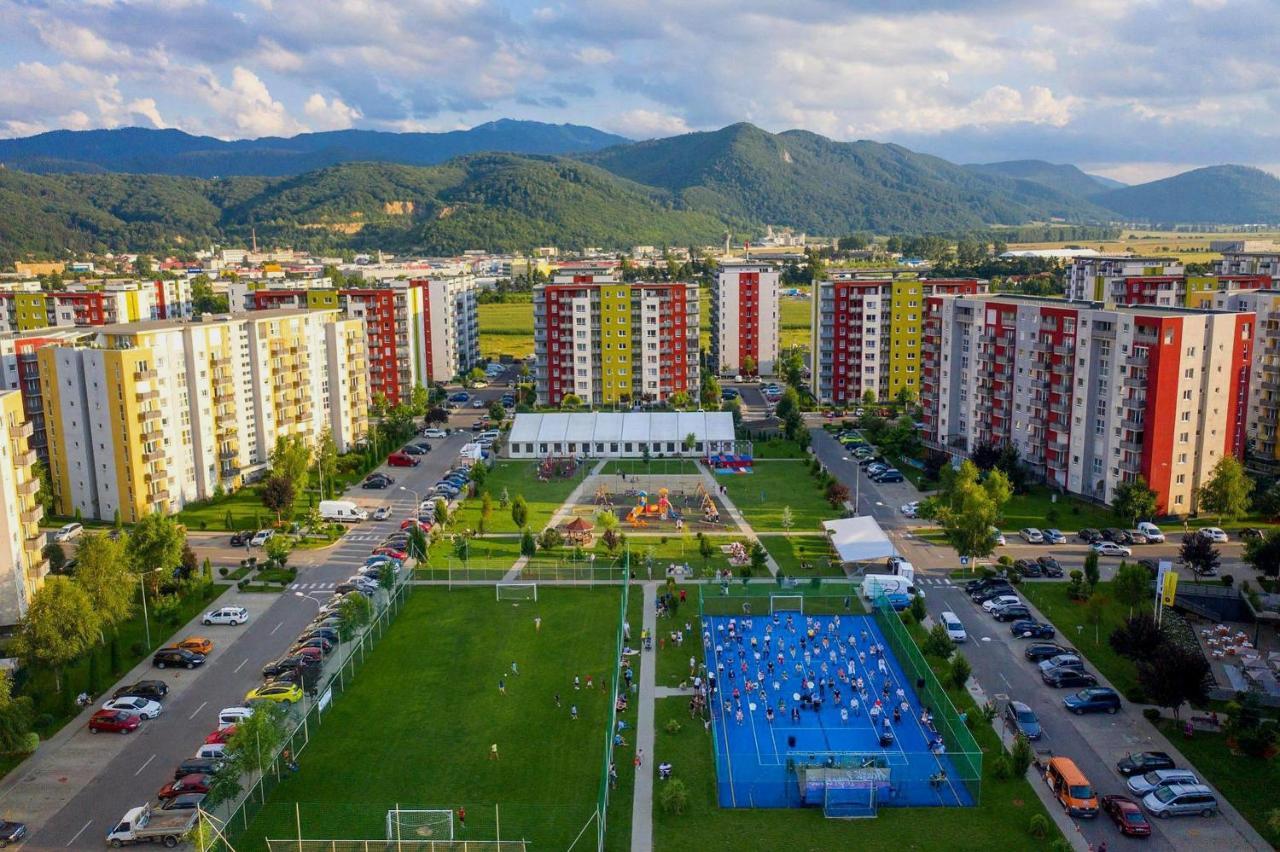 Oscar House Lägenhet Braşov Exteriör bild